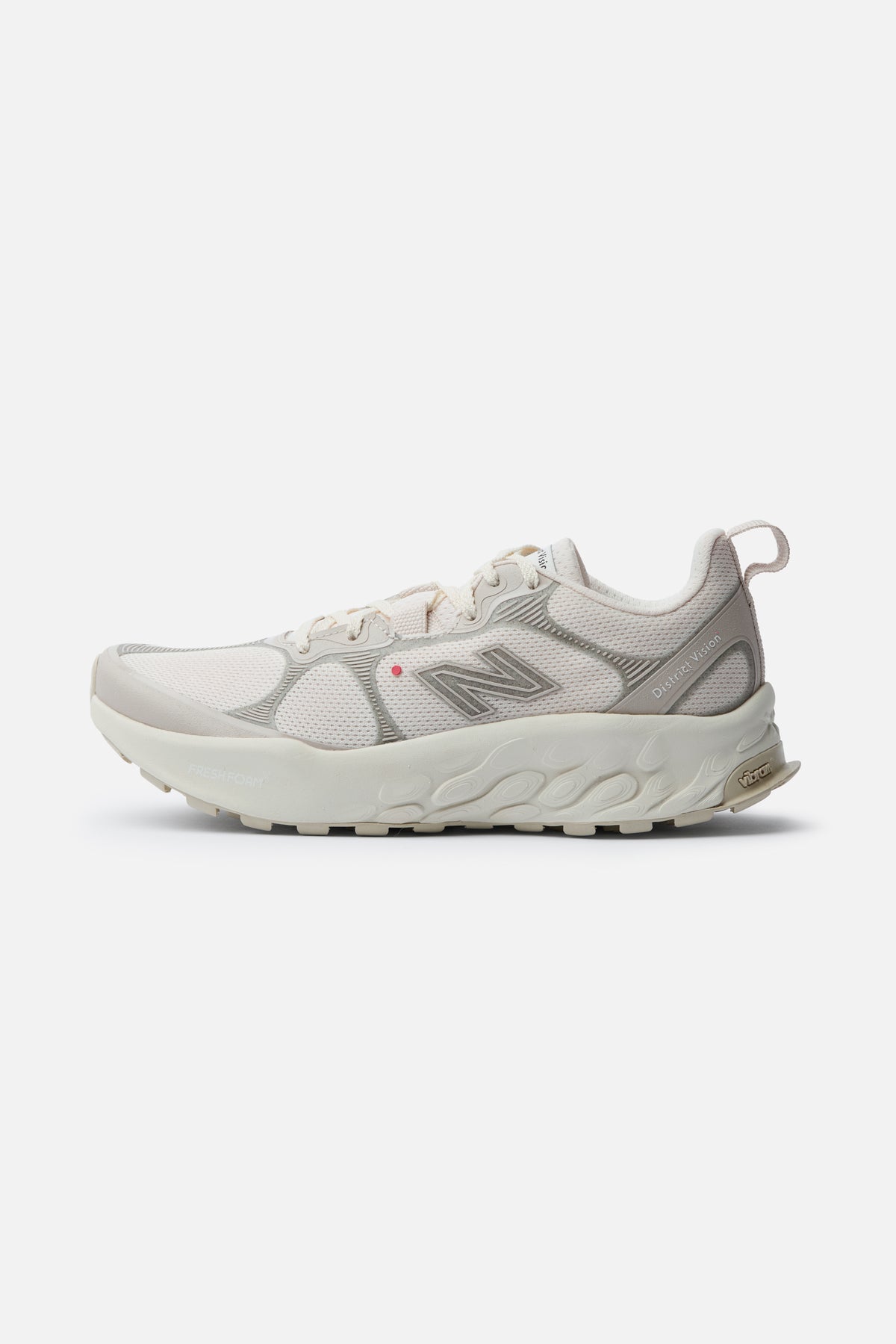 DV + NB Trail Shoe 2024, Bone – District Vision