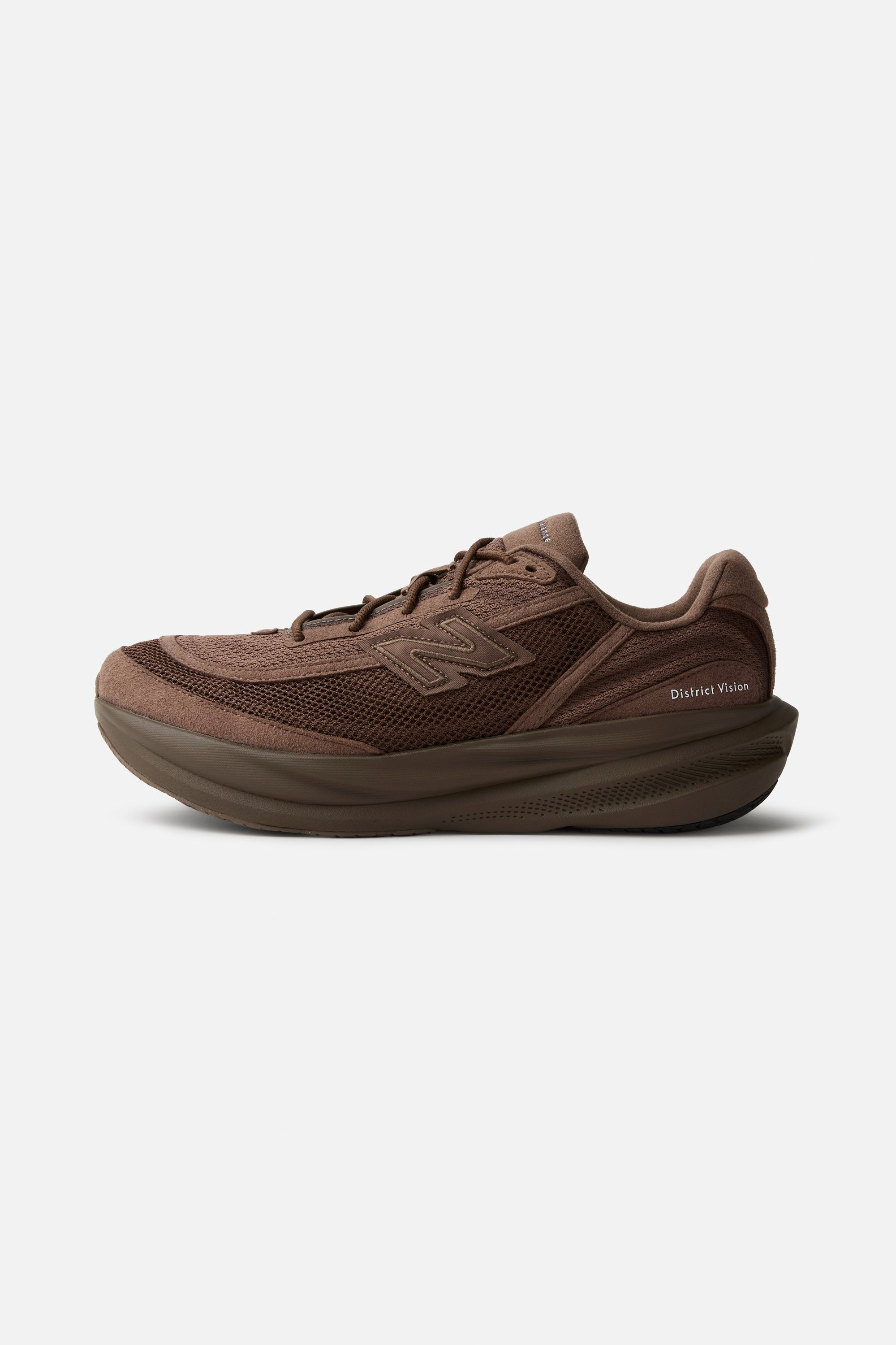 DV + NB 1080 Training Shoe Mens, Cortado – District Vision