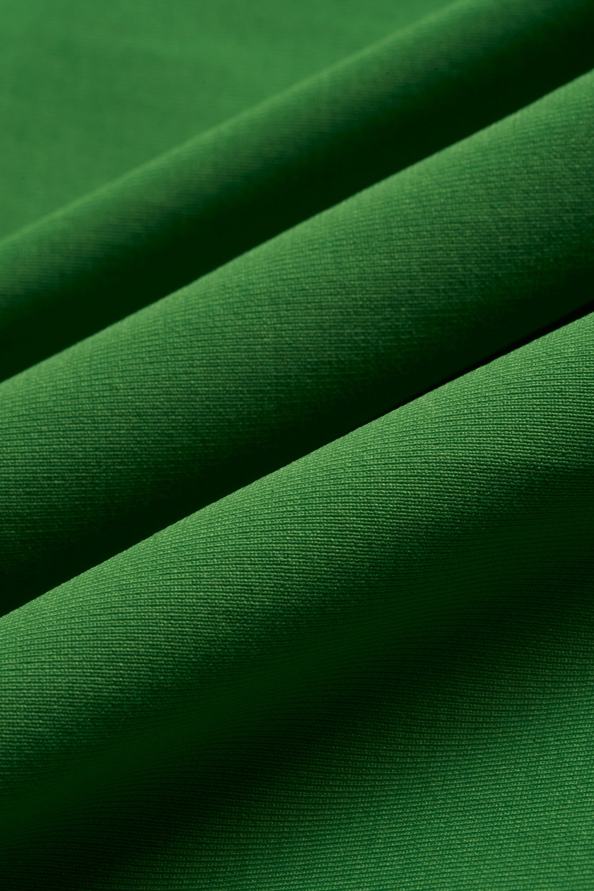 Lightweight Long Sleeve, Spring Green – District Vision